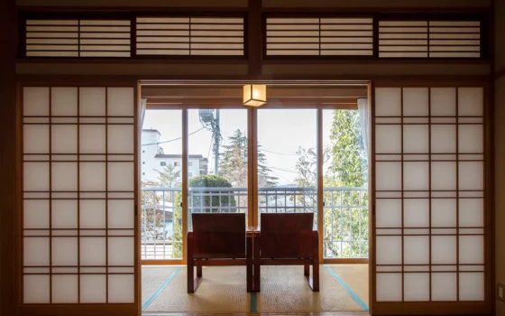 【りんどう】晴れた日には遠くにアルプスを望めます。